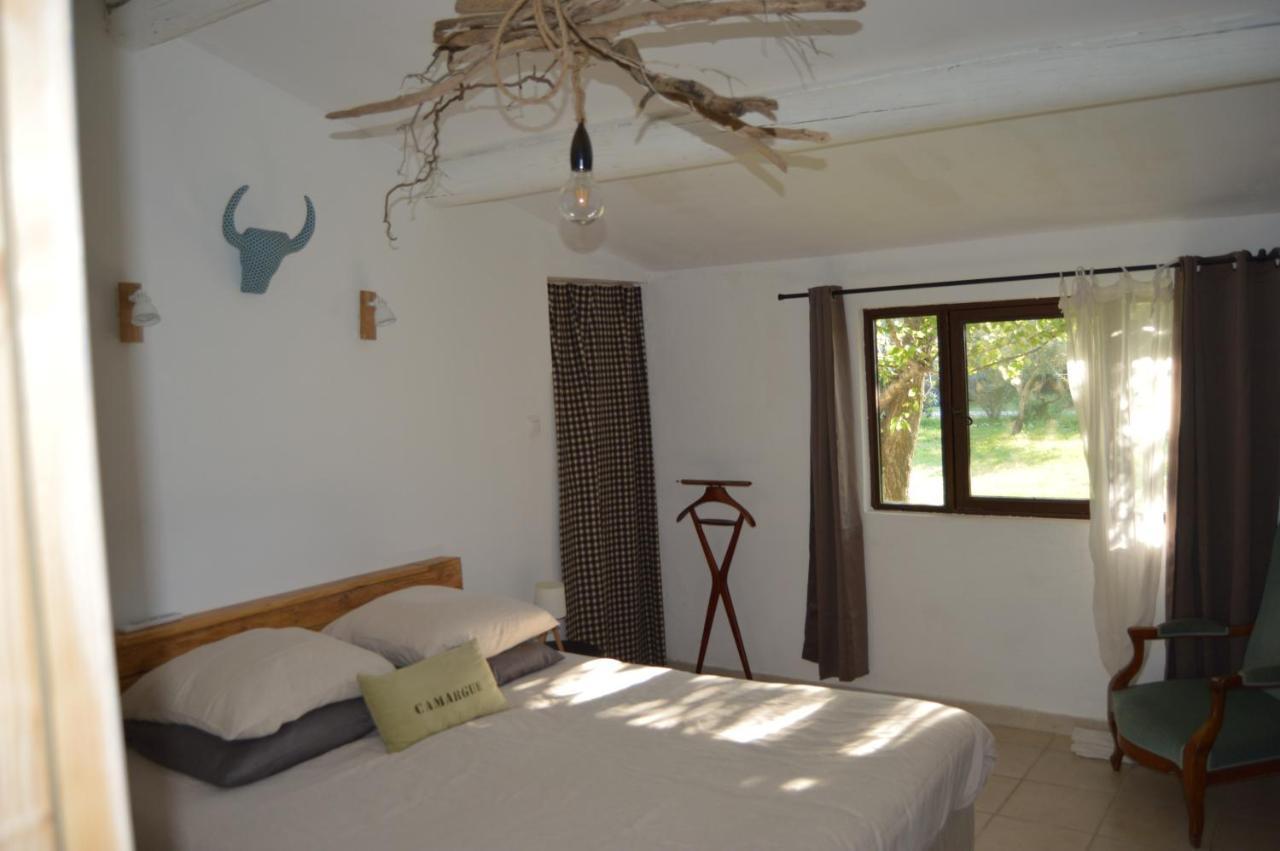 Bergerie D'Alivon En Camargue Bed & Breakfast Albaron Екстериор снимка