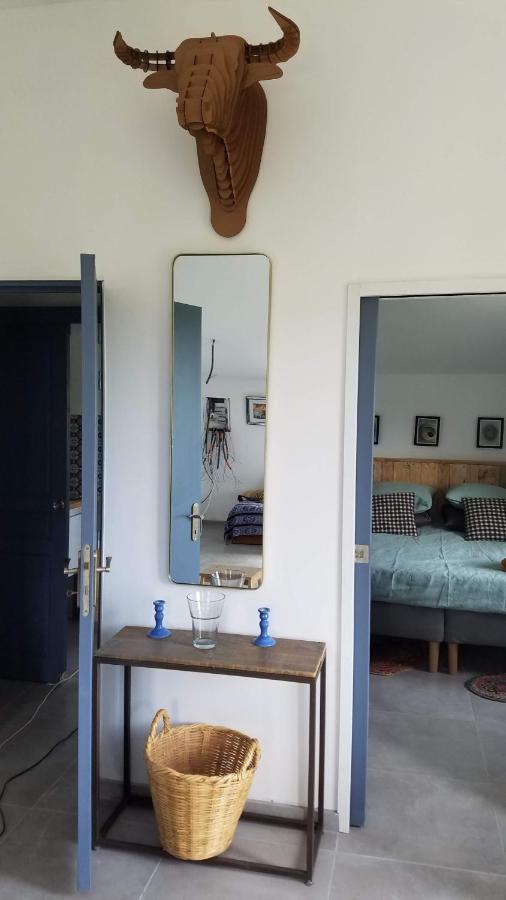 Bergerie D'Alivon En Camargue Bed & Breakfast Albaron Екстериор снимка